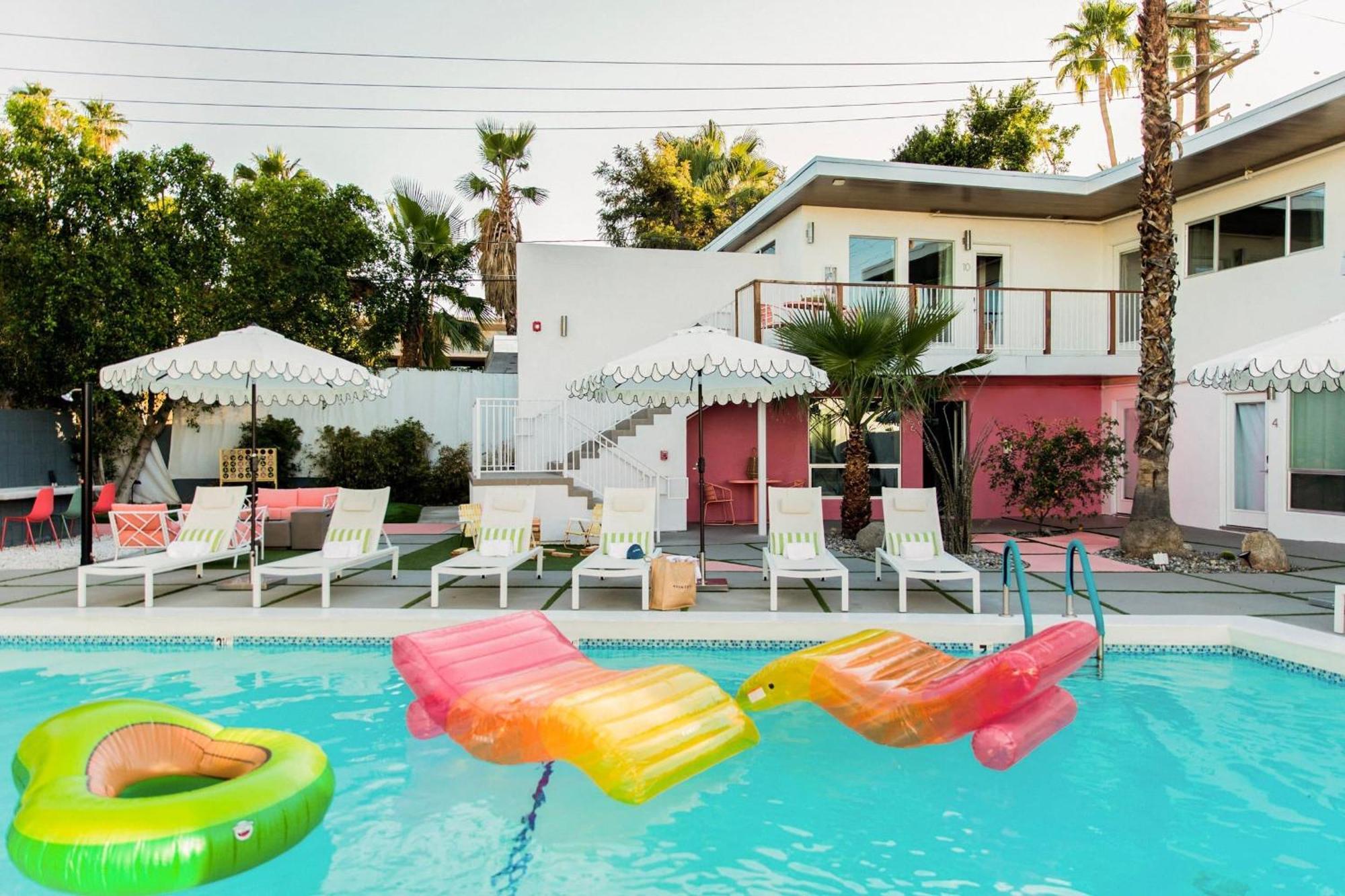 The Wesley Hotel By Avantstay Retro Spacious W Bbq Pool Spa بالم سبرينغس المظهر الخارجي الصورة