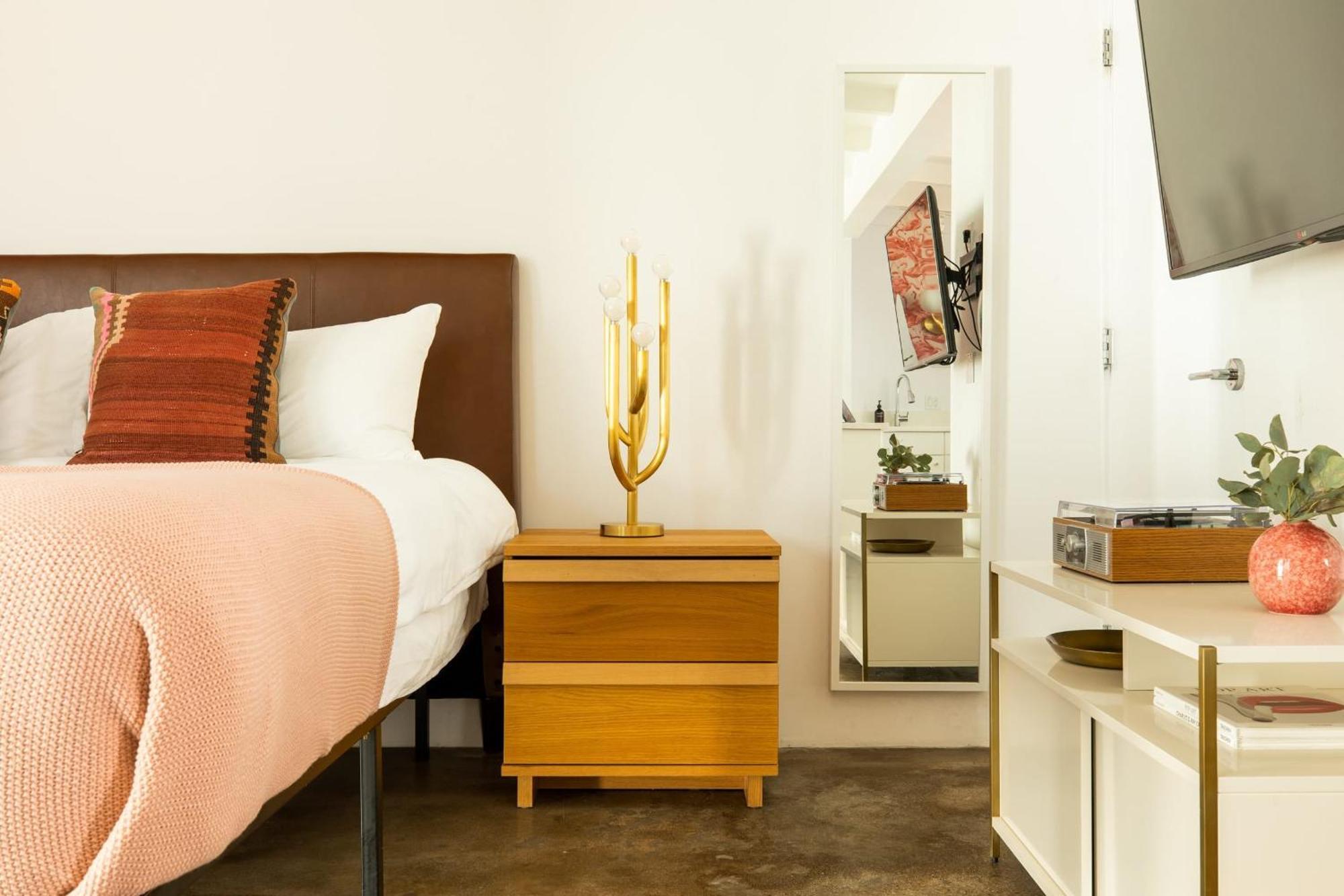 The Wesley Hotel By Avantstay Retro Spacious W Bbq Pool Spa بالم سبرينغس المظهر الخارجي الصورة