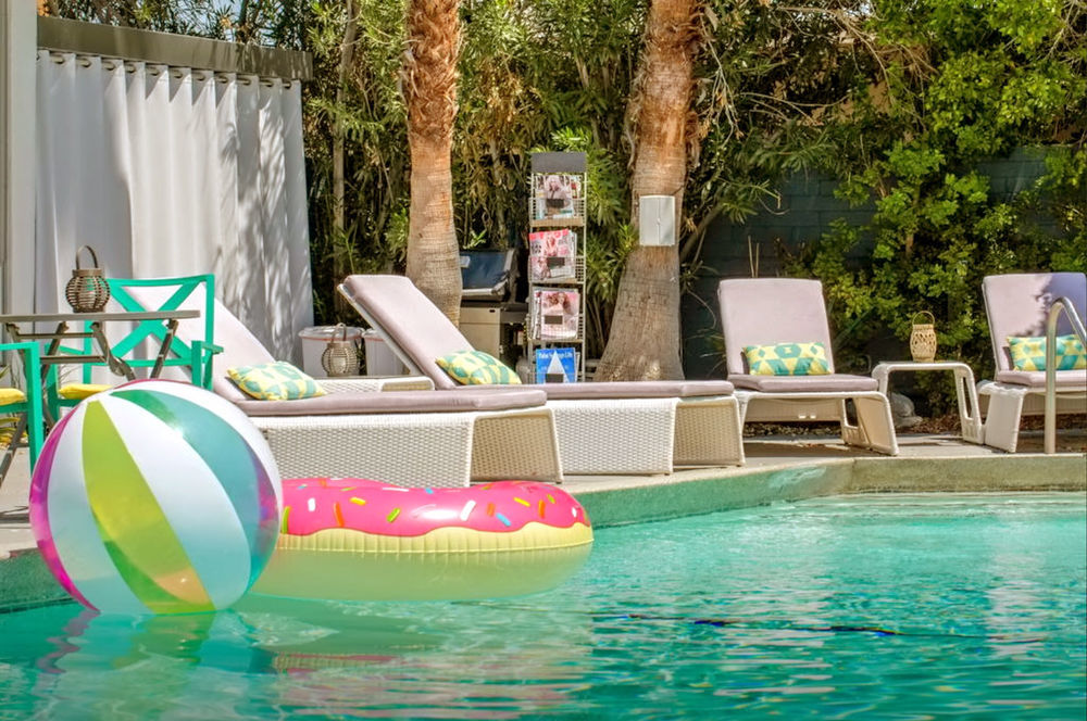 The Wesley Hotel By Avantstay Retro Spacious W Bbq Pool Spa بالم سبرينغس المظهر الخارجي الصورة